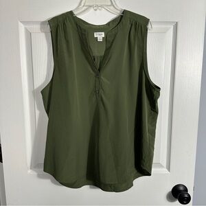 J. Crew size L sleeveless top, dark green, polyester, flowy, layer, fall